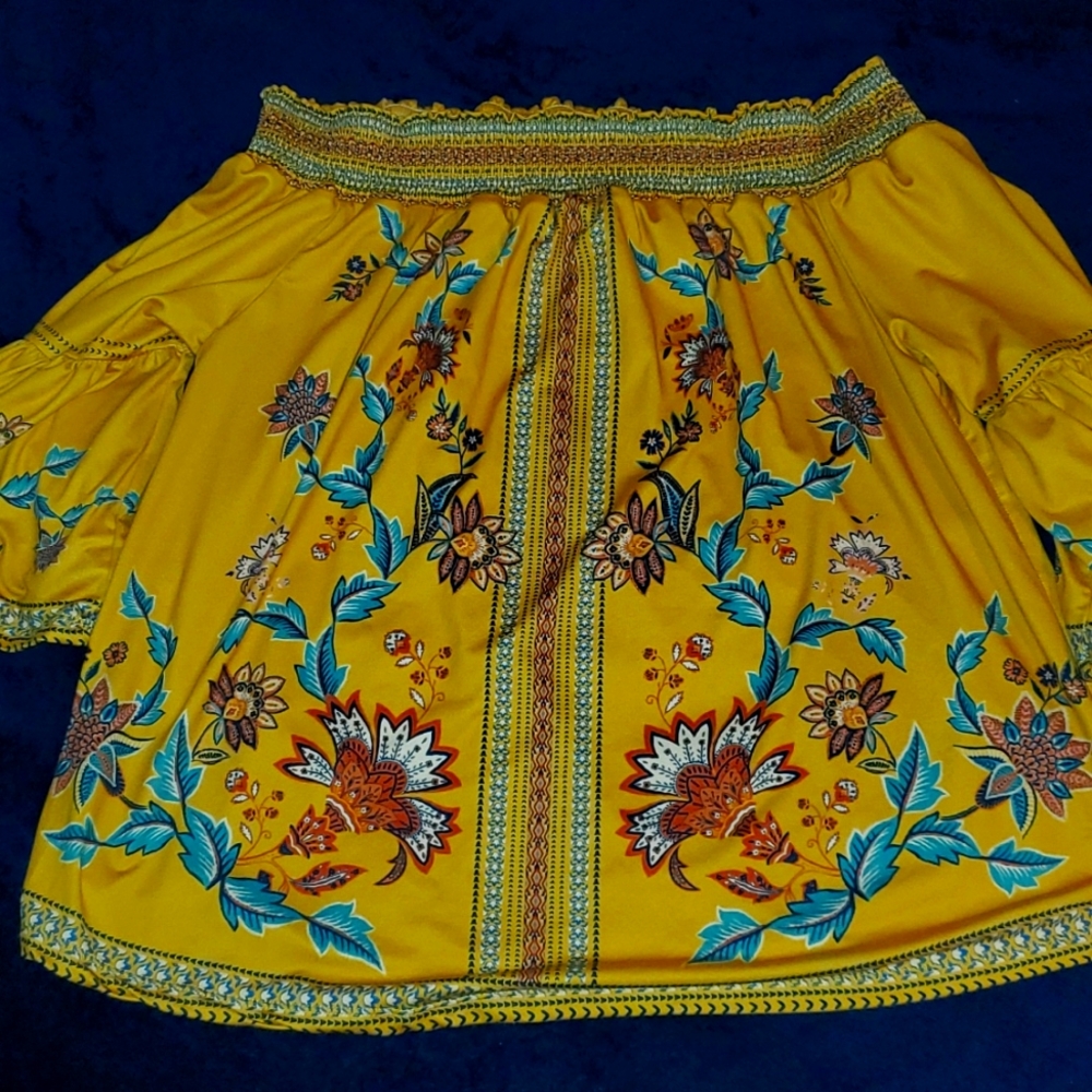 Mustard floral top